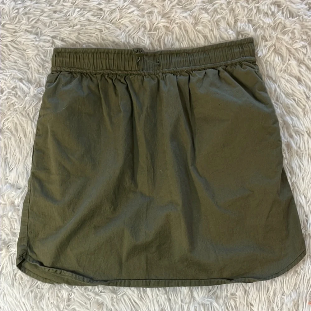 Sundry For Everyone daytime skirt with pockets Size 1